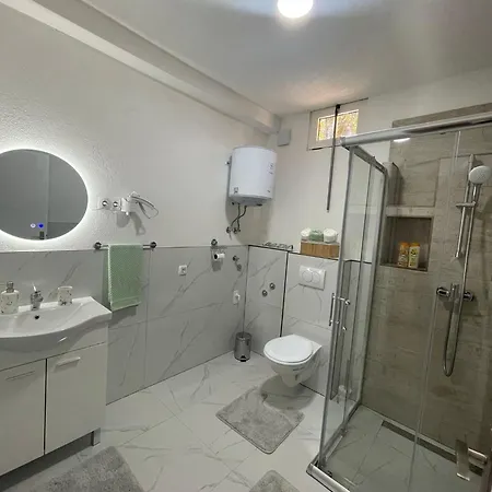 Apartment Mole *